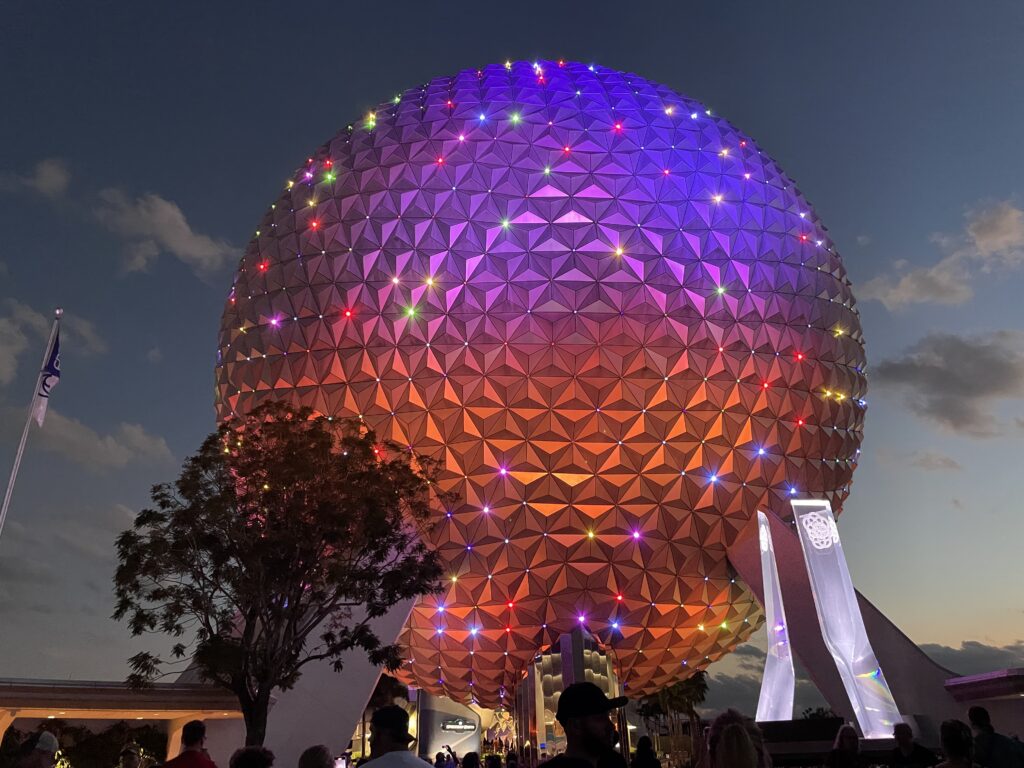 Disney World - Epcot - Spaceship Earth