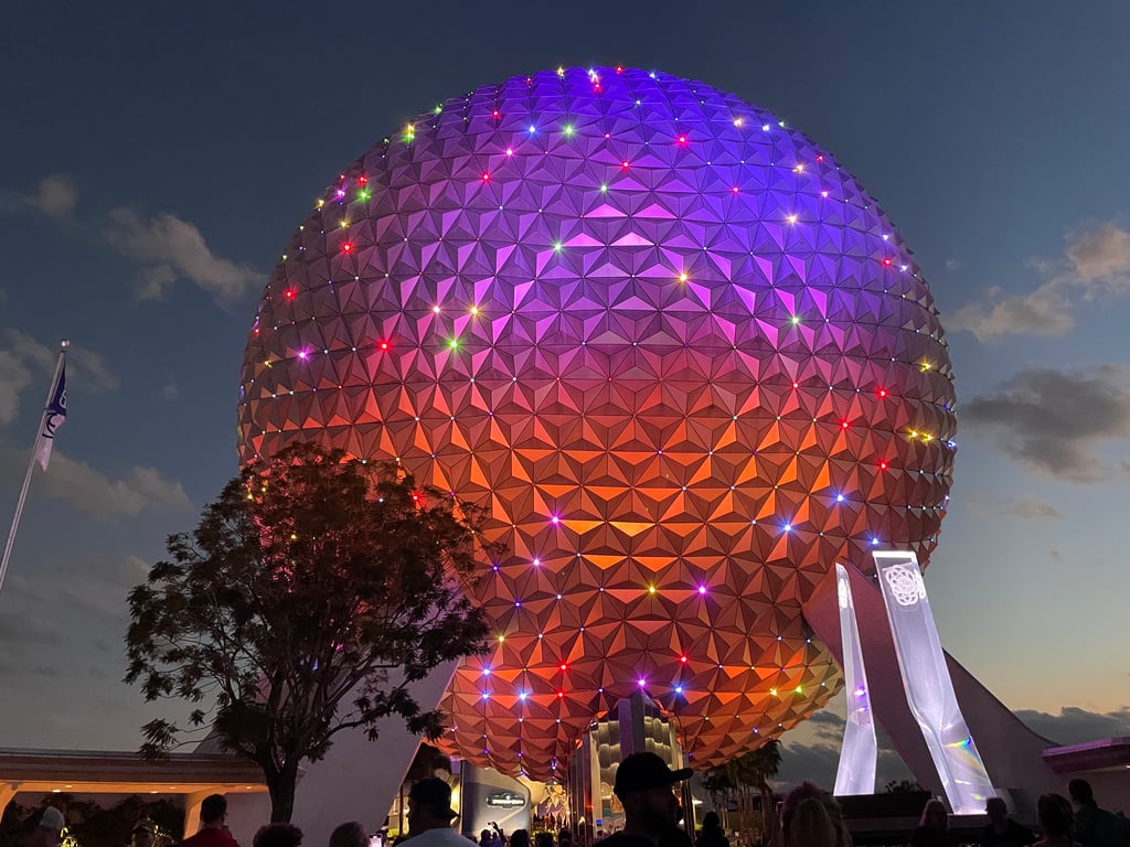 Disney World - Epcot - Spaceship Earth